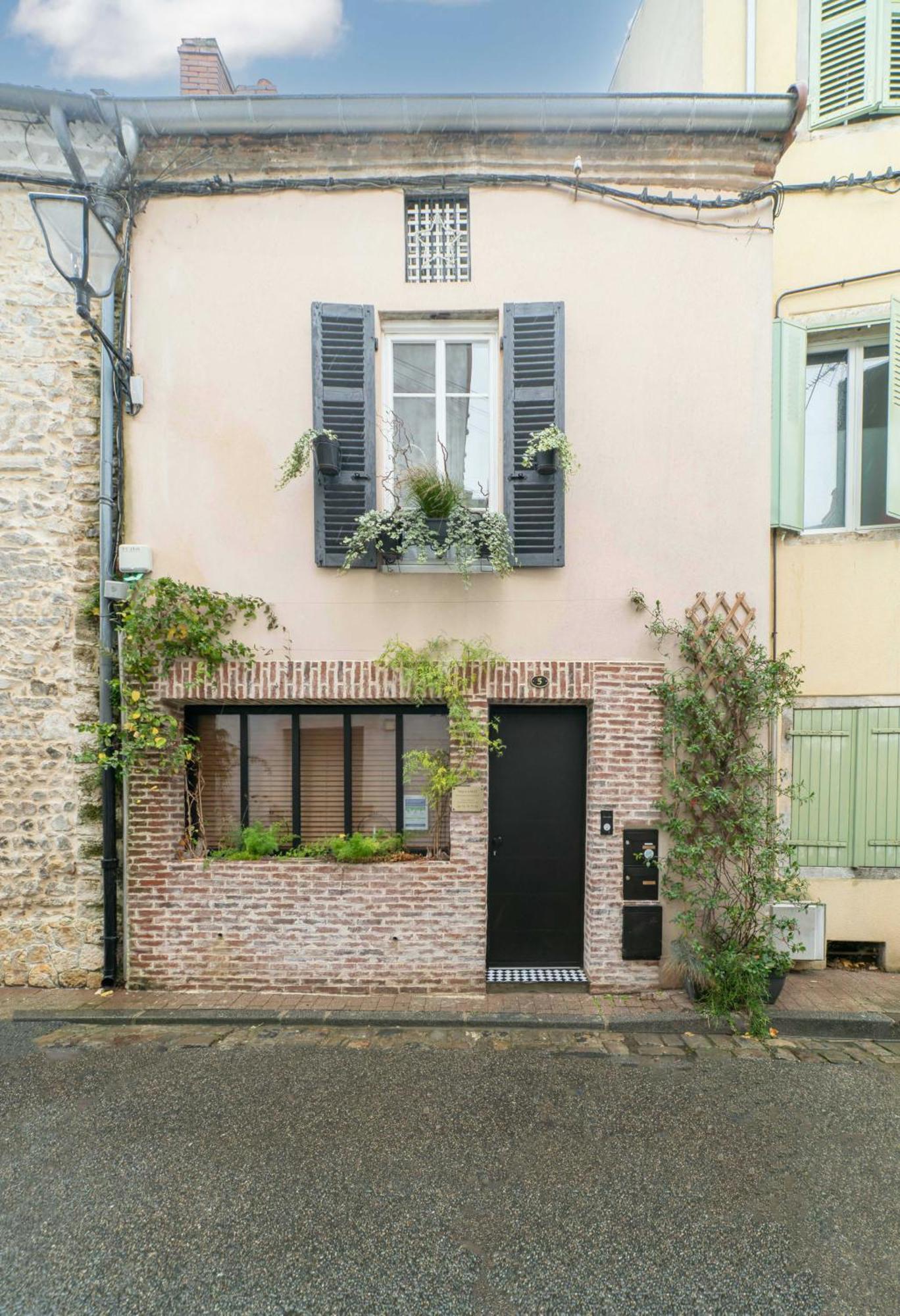 Grande Maison Cusset - Maison De Ville - 3 Chambres Exterior photo